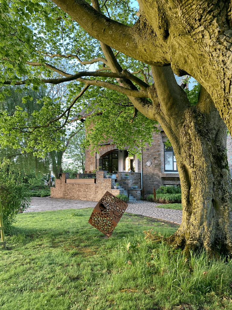 No Name Gallery - La Maison 9